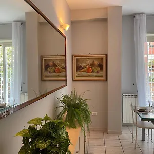 Spacious And Bright Roma